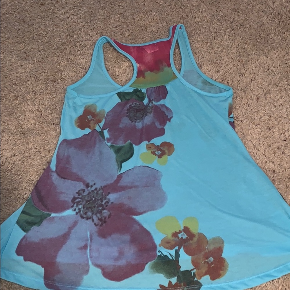 Tanks - Picture 2 of 6
